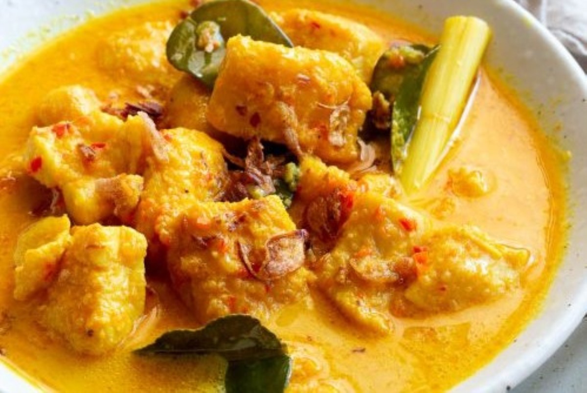 Nyonya Aromatic Fish Curry